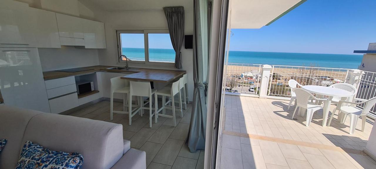 Rubino Apartments A 100Metri Dal Mare リッチョーネ エクステリア 写真